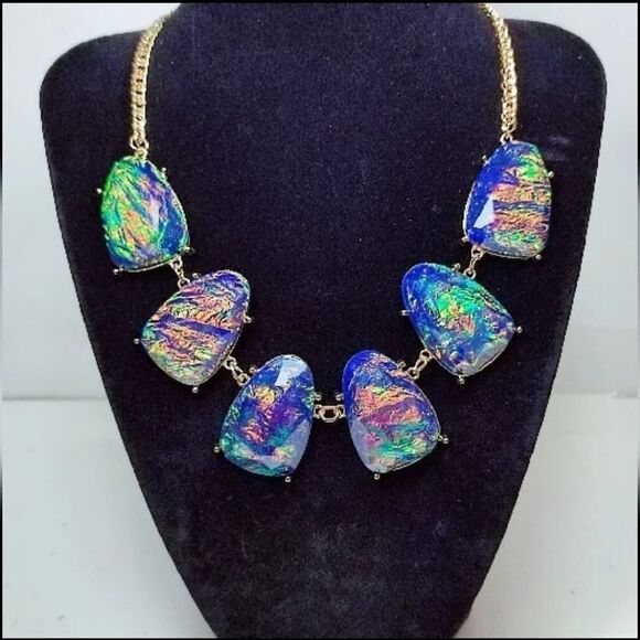 Aurora Borealis Statement Bib Pendant Necklace Blue Gold Tone Adjustable Chain - Picture 6 of 7